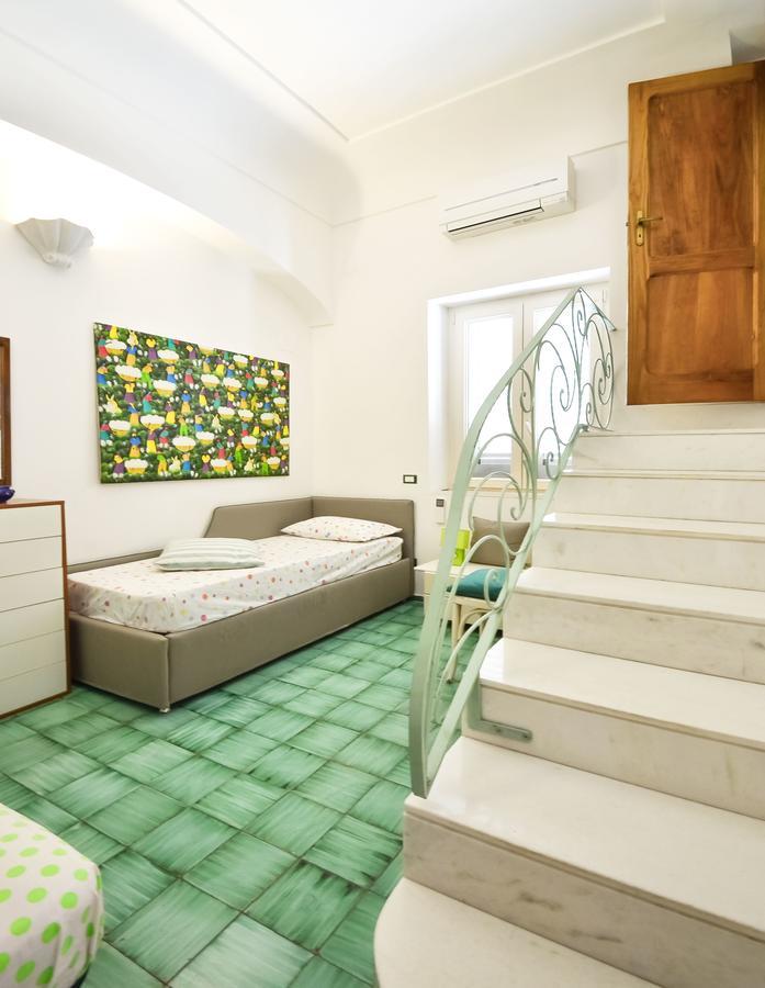 Amore Rentals - Casa Raffi โปซิตาโน ภายนอก รูปภาพ
