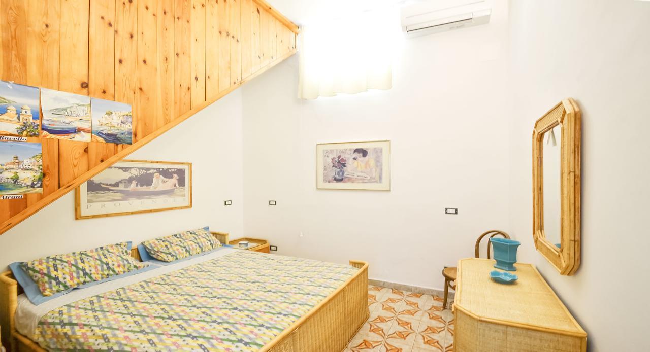 Amore Rentals - Casa Raffi โปซิตาโน ภายนอก รูปภาพ